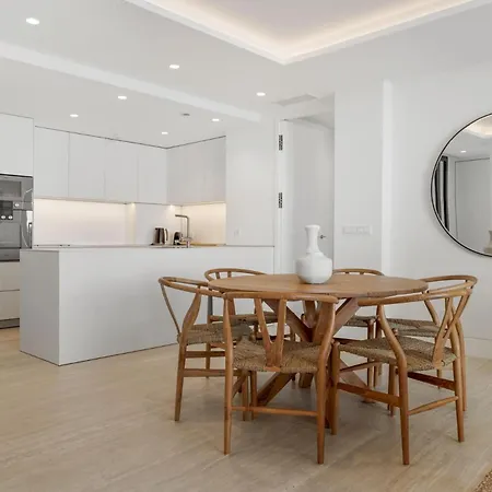Sapphire Apartment